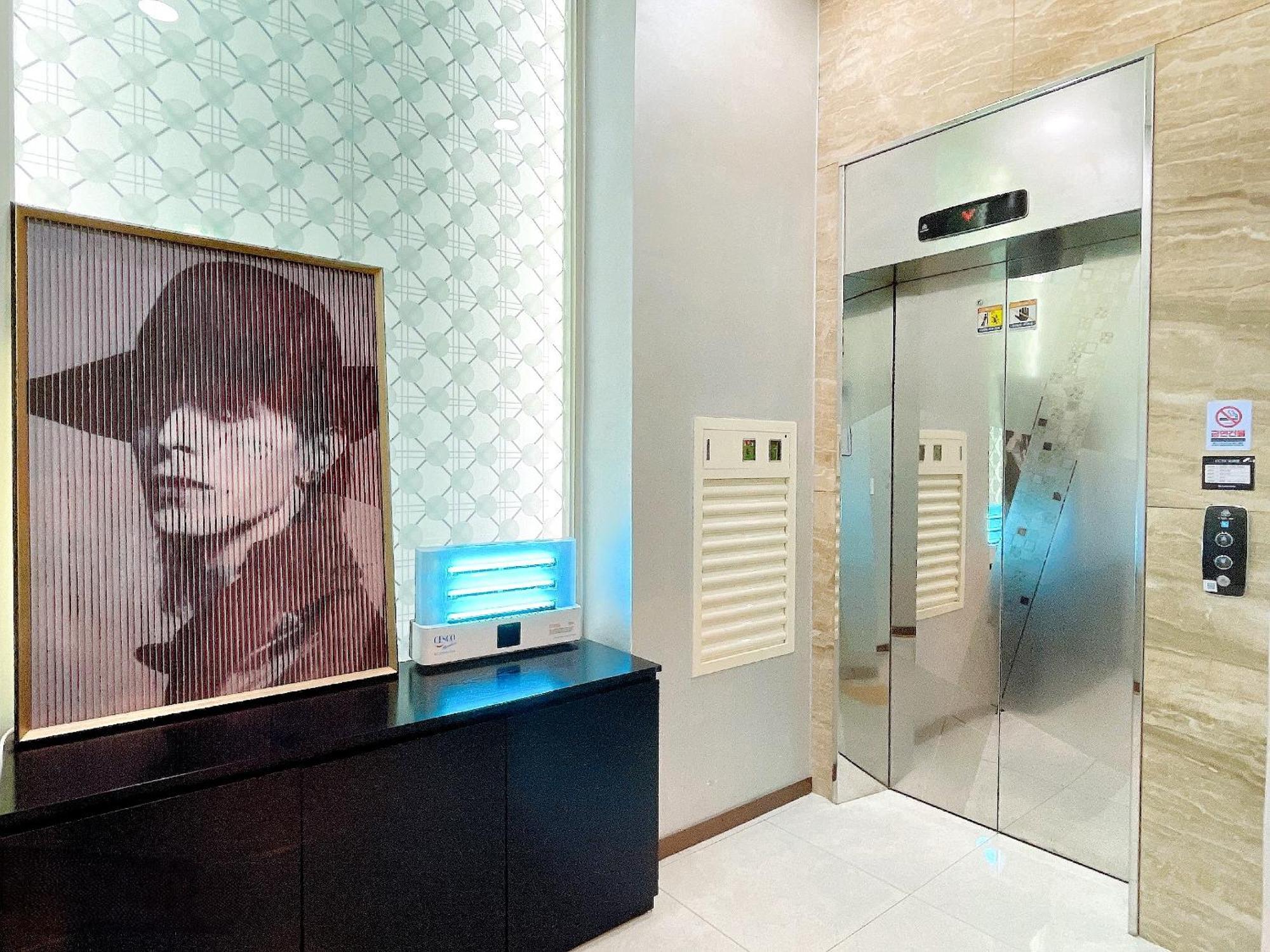 Jongno Lumia Tourist Hotel Szöul Kültér fotó